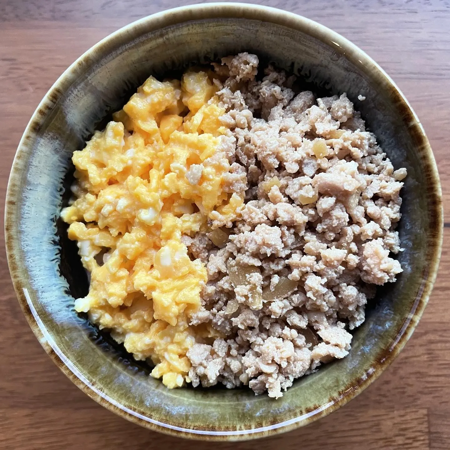 【普通の二色丼】　